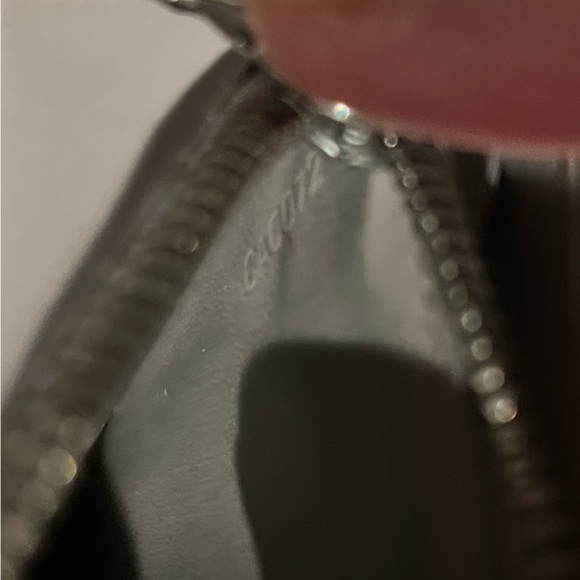 LV VGUC Vintage Epi Sarah Wallet w/Chain - Picture 11 of 11